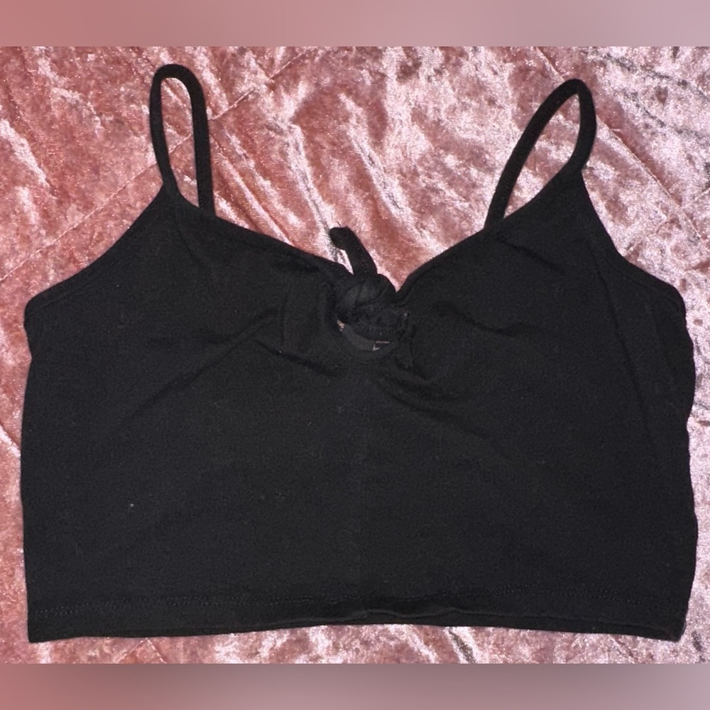 Cropped Black Tank
